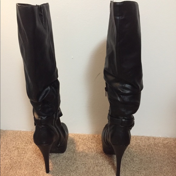 Knee high platform boots - Picture 2 of 5